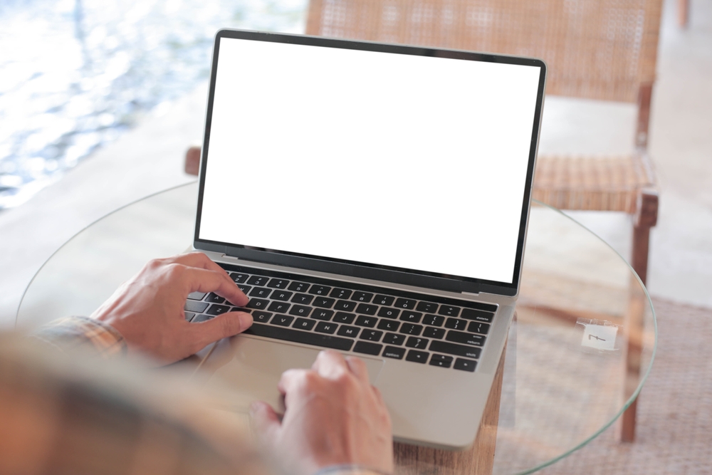 Computer,Screen,Blank,Mockup.hand,Woman,Work,Using,Laptop,With,White