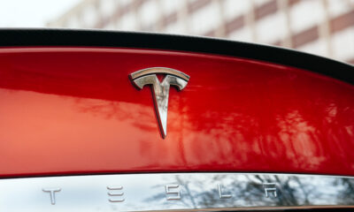 Paris,,France,-,November,29,,2014:,Tesla,Model, Y,S,Signage