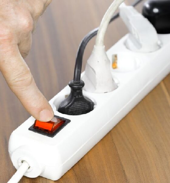 extension cord turn off