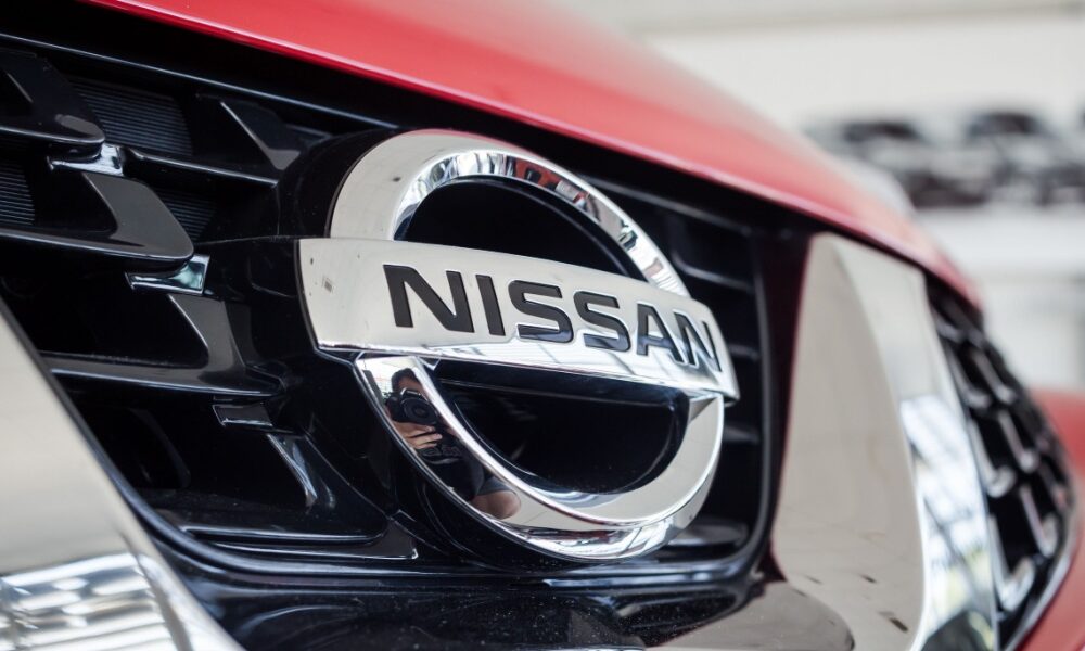 Nissan car logo