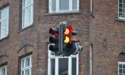 Traffic light Denmark yellow