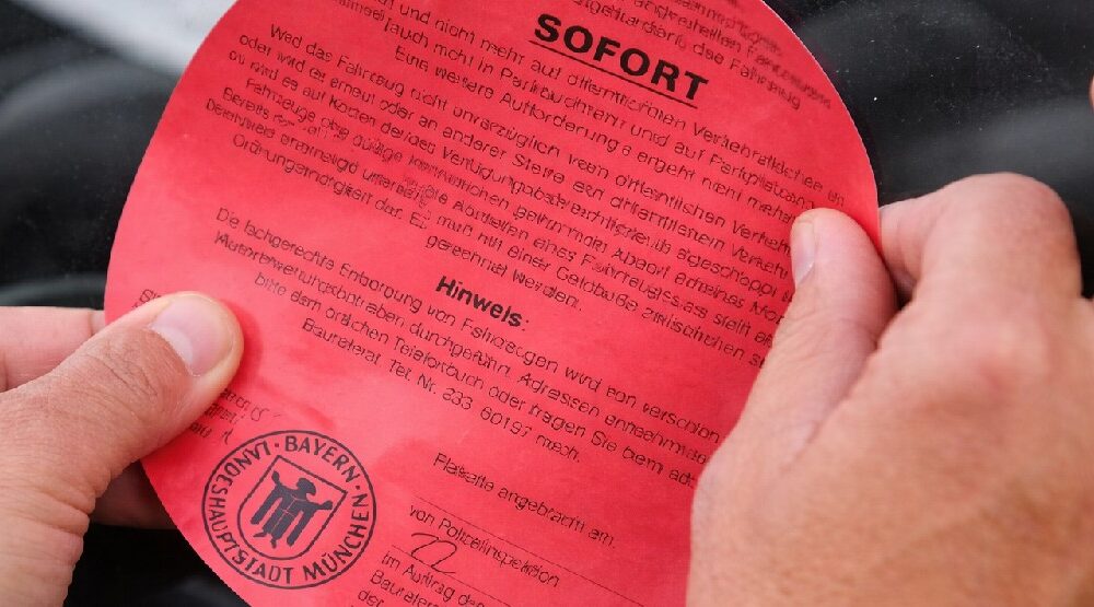 Rødt klistermærke 1