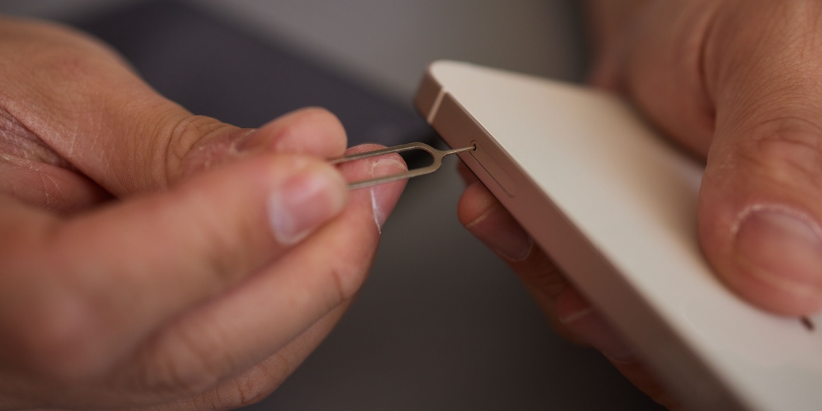 Sim car tool, SIM-nål