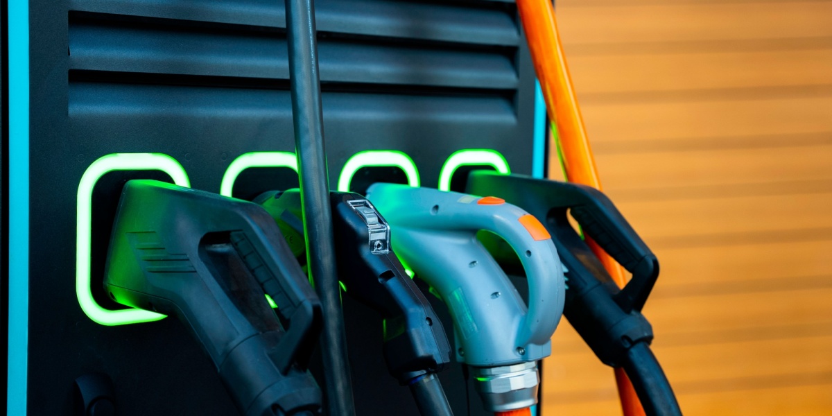 Car charger, Hybrid