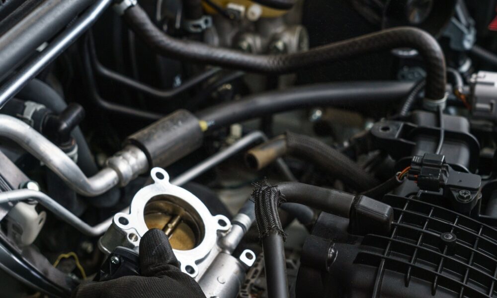 car motor, mechanic, mekaniker