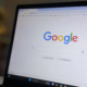 16 milliarder passord på avveie: Slik sjekker du om din Google- eller Facebook-konto er med