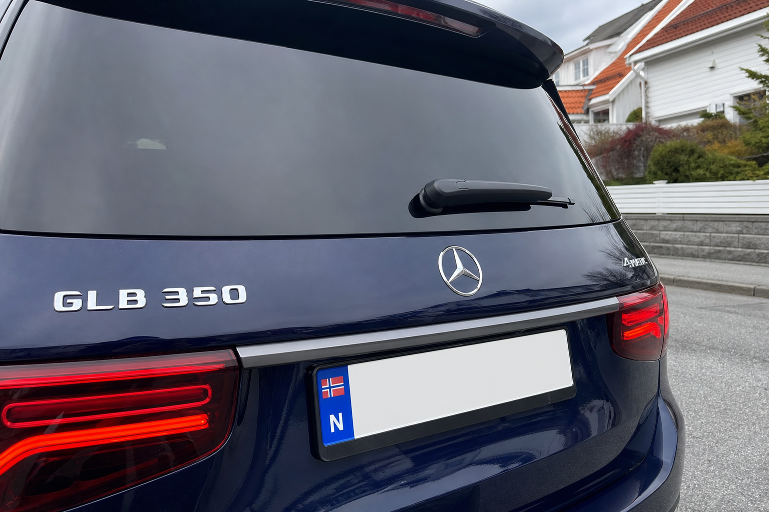 Ny elektrisk Mercedes GLB klar for Norge: Syv seter og pris fra 639.900 kroner