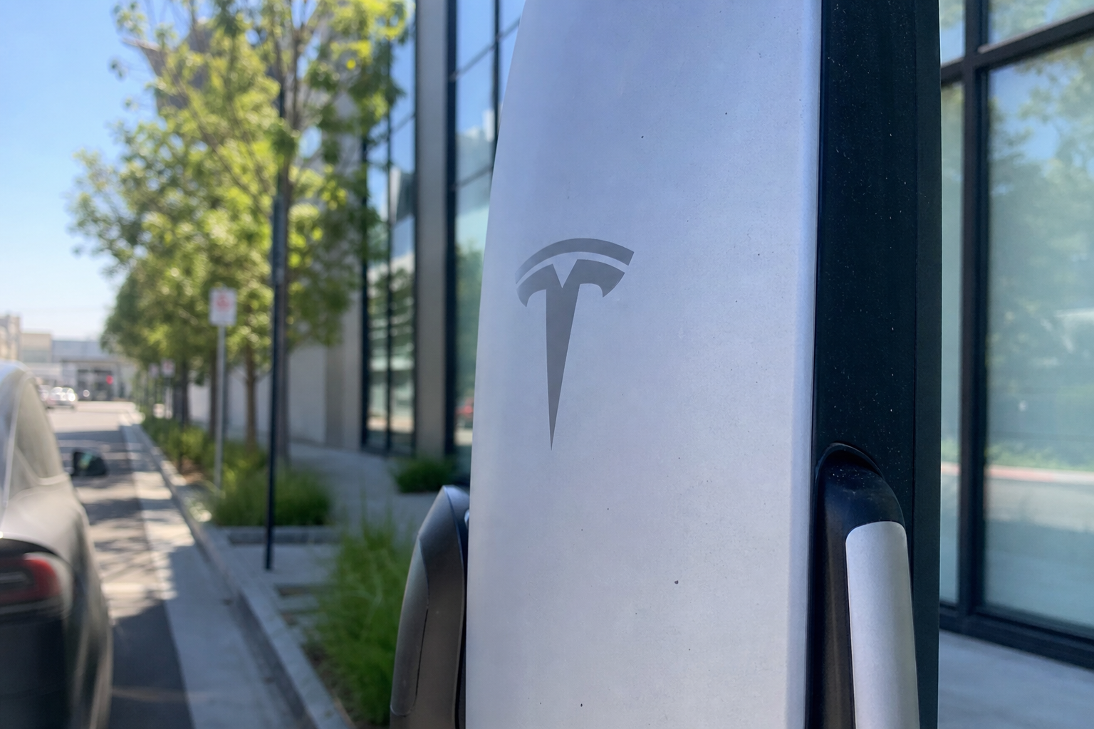165 Wh/mi: Tesla Cybercab er offisielt verdens mest effektive elbil