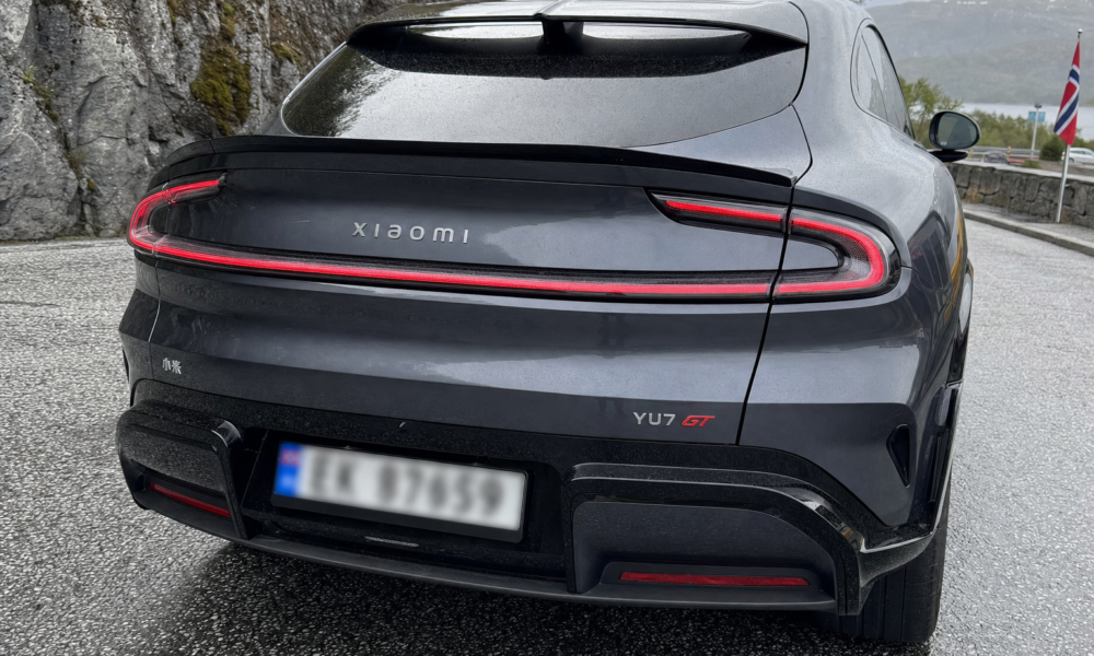 990 hester og rundt to sekunder til 100: Xiaomis nye el-SUV truer både Tesla og Porsche