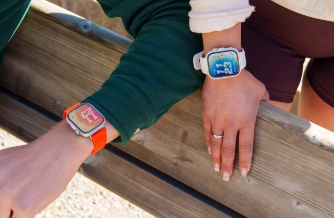 3000 nits, EKG og dykking til 40 meter: Huawei lanserer Watch Fit 5 Pro i Norge