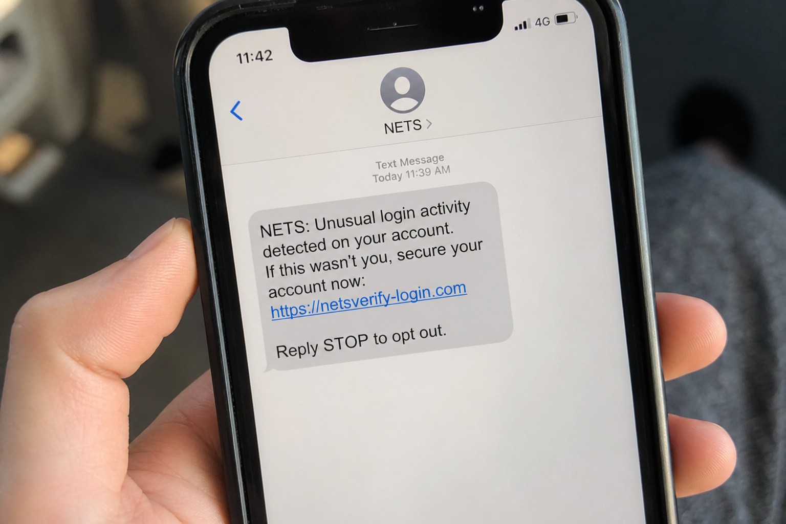 Svindlere later som de er Nets: Slik gjenkjenner du den nye SMS-bølgen