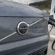 Volvo lover 810 km på én lading - men norske kjøpere venter på momssjokk