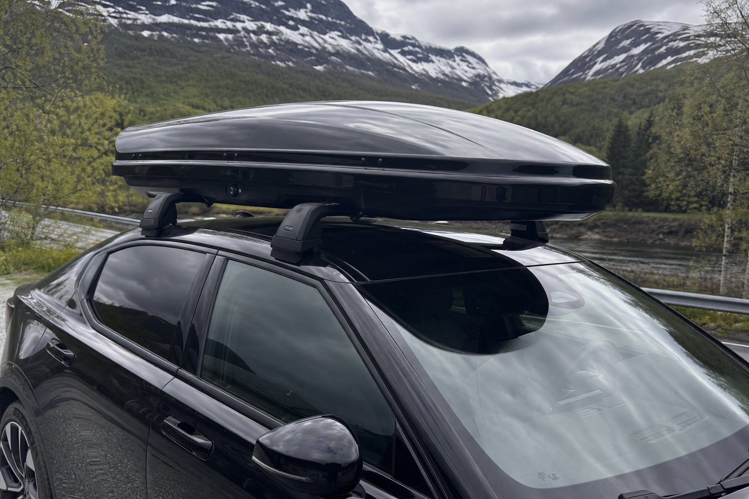 Takboksen kan stjele 20 prosent rekkevidde på motorveien: Slik er det faktiske tapet