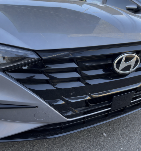 Hyundai viser frem helt ny Elantra: 8. generasjon med ny design og hybrid-drivlinje klar for Europa i 2027