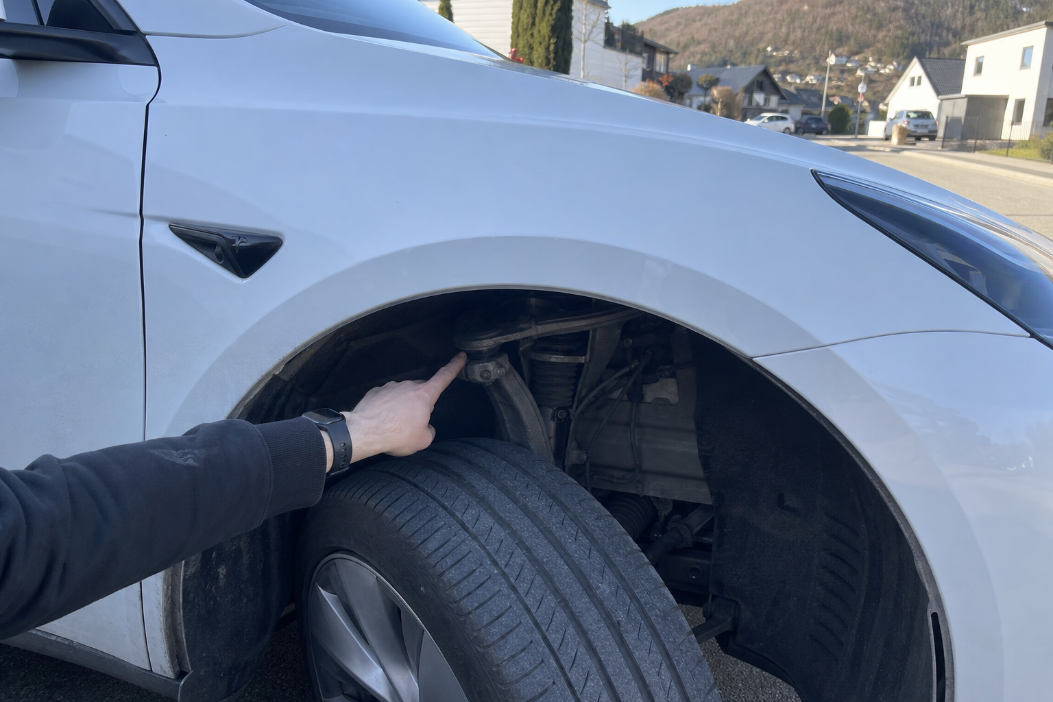 Nesten annenhver Tesla Model Y stryker på EU-kontroll i Norge og Danmark
