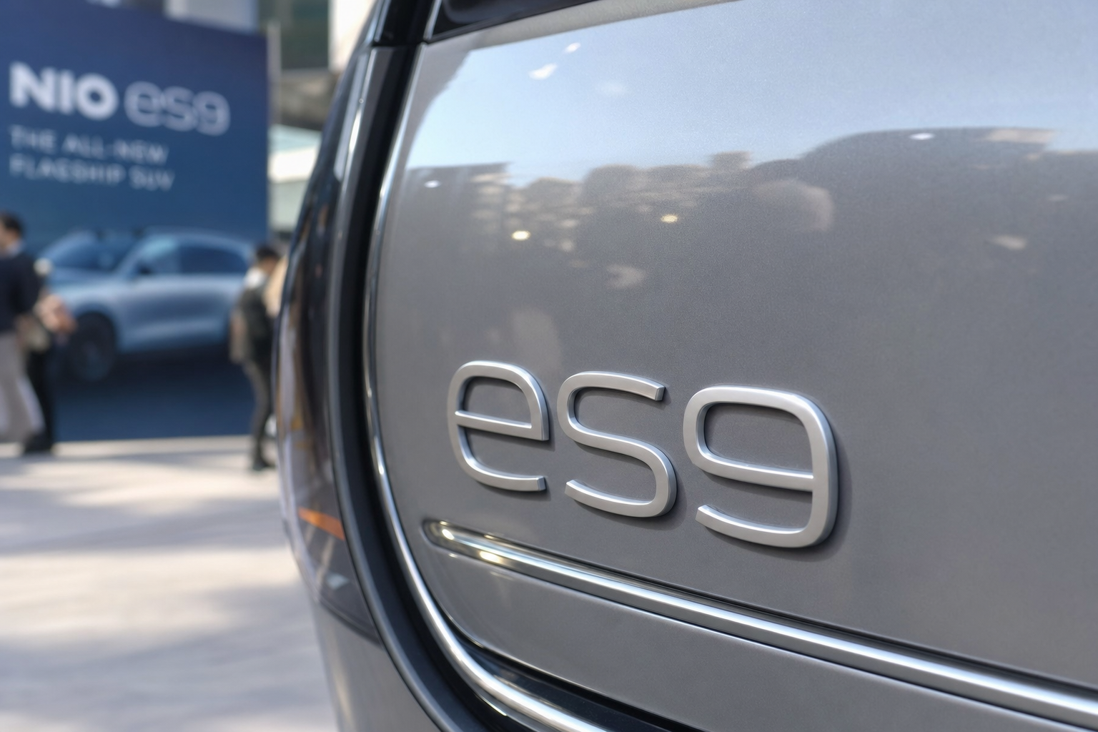 Nio lanserer flaggskip-SUV ES9 til pris under forventning, aksjen tok av