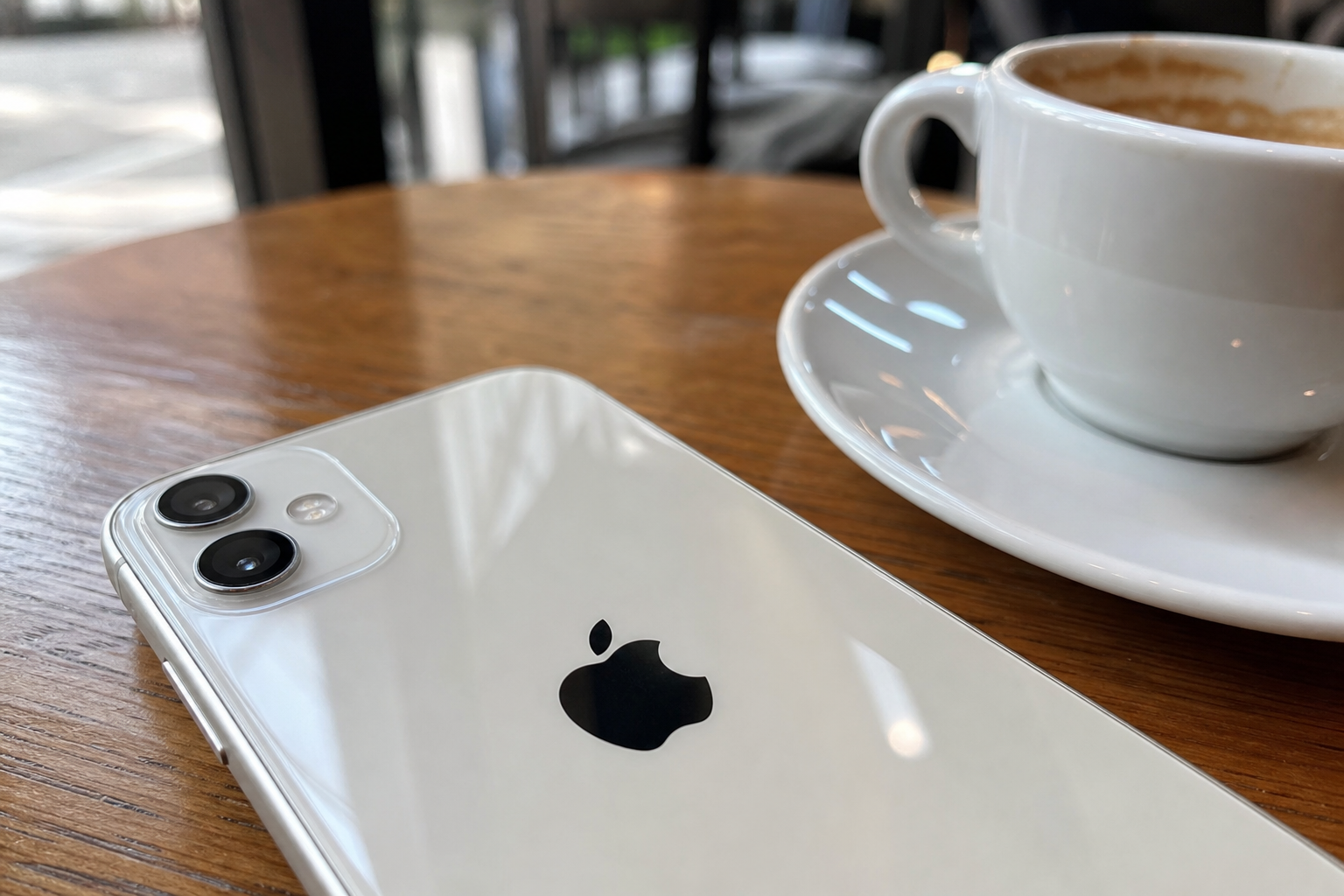 Apple dropper vanlig iPhone 18 i 2026: Standardmodellen kommer først våren 2027