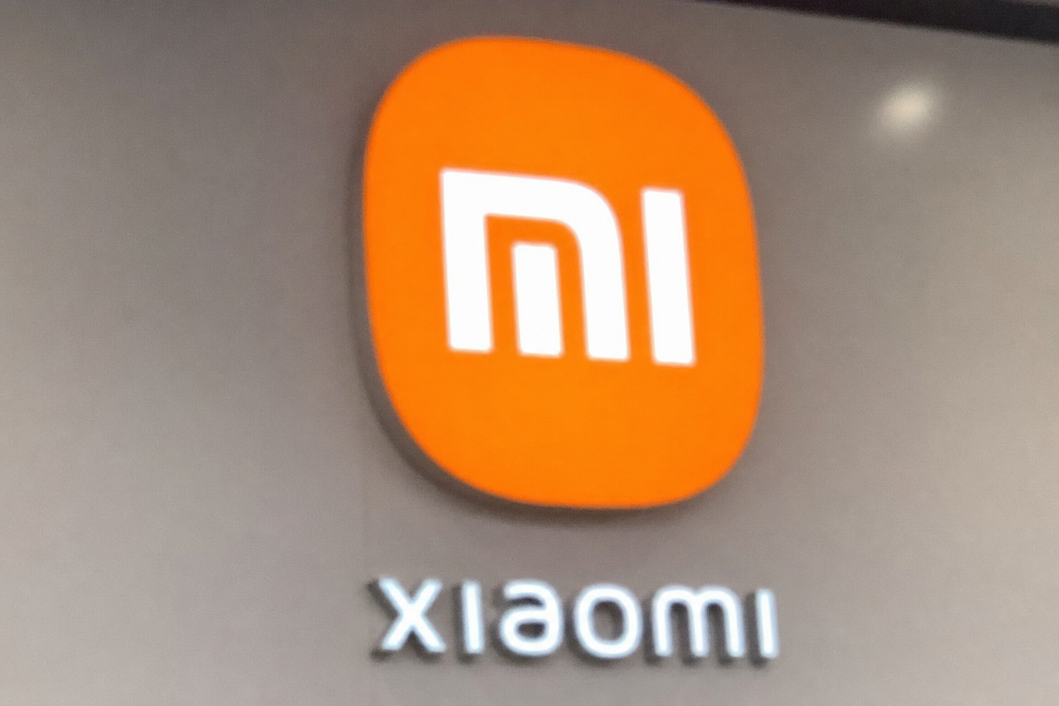 Ny Xiaomi-foldetelefon får funksjon Samsung kutter på flere modeller