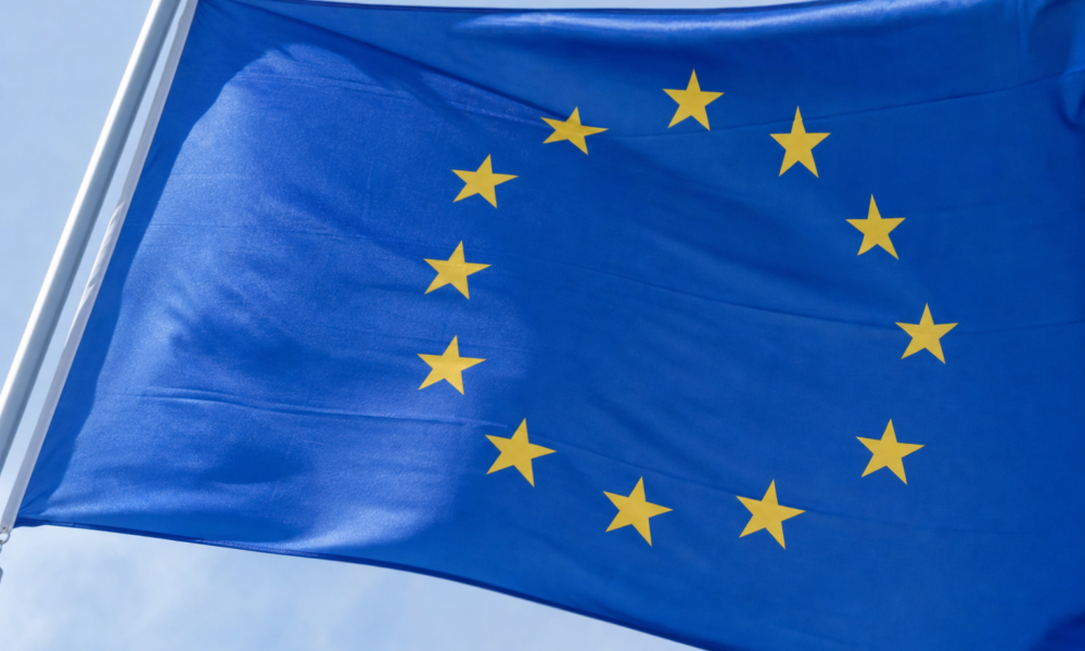 Sju uker igjen: EUs KI-lov rammer norske virksomheter fra 2. august