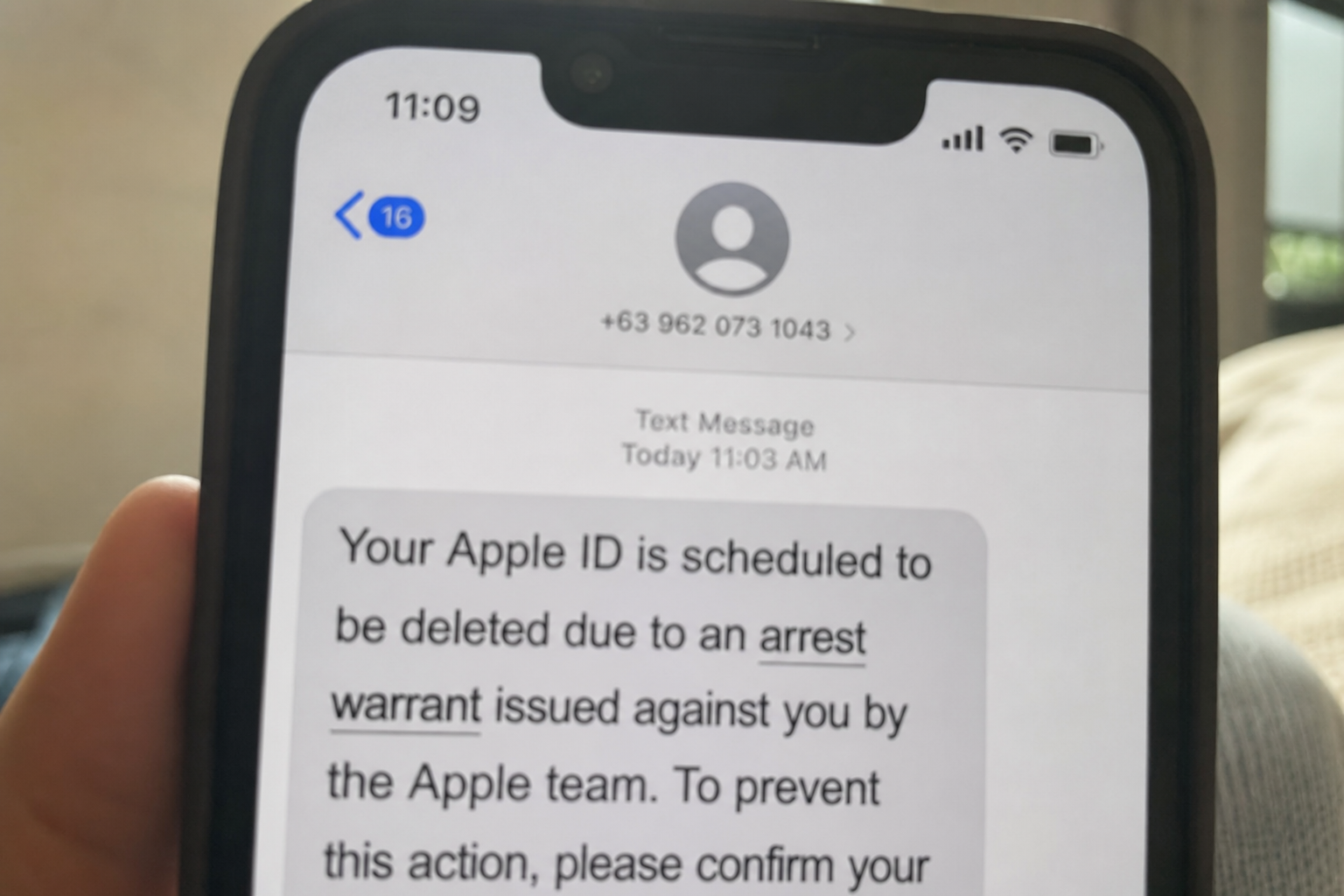 Falske trusler om arrestordre: Amerikansk politi advarer mot ny Apple-svindel
