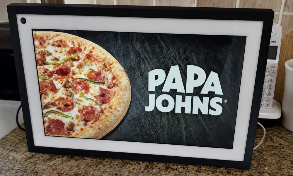Amazon Alexa kan nå selge deg pizza midt i en samtale: Slik fungerer det nye annonseformatet