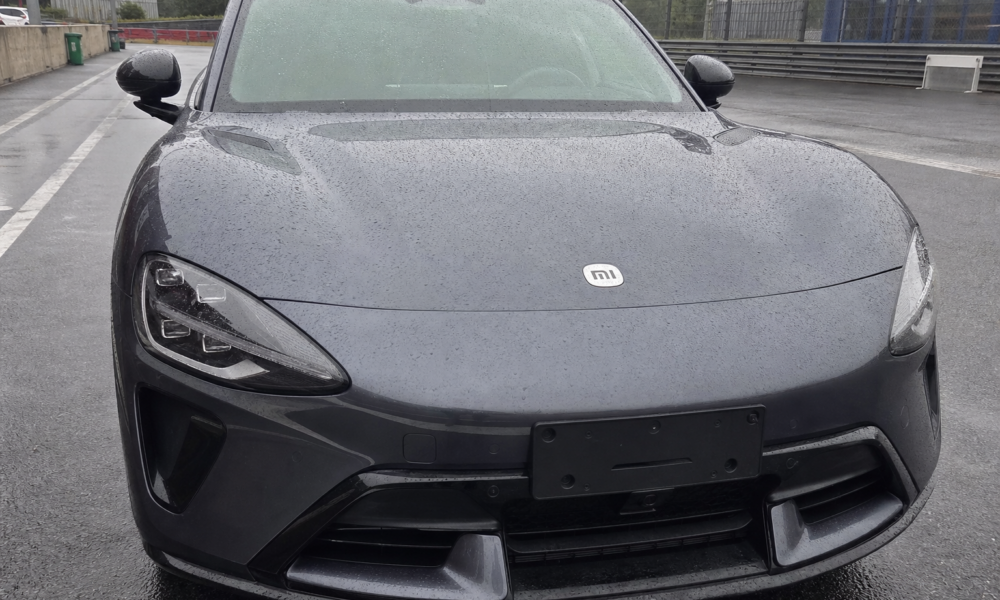 Ingen bak rattet, 73 svinger: Xiaomis SUV fullførte Nürburgring alene