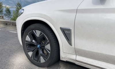 NAF testet 24 elbiler i sommervarmen: BMW iX3 vant rekkeviddeduellen