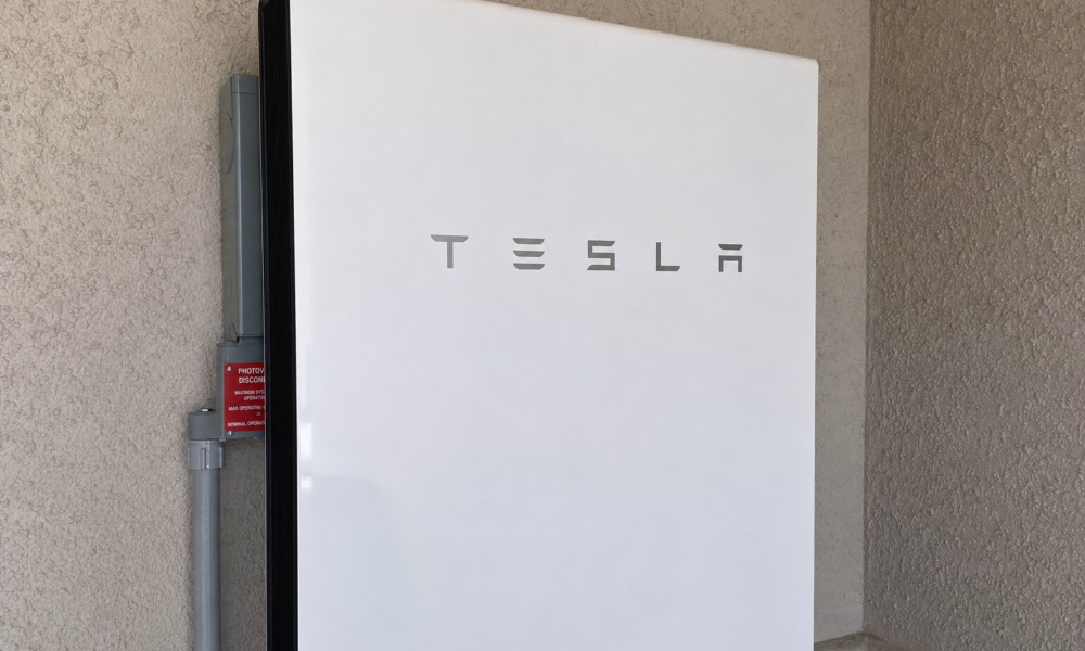 10 500 Tesla Powerwall 2 tilbakekalles for brannfare: Solgte mellom 2020 og 2022 byttes ut