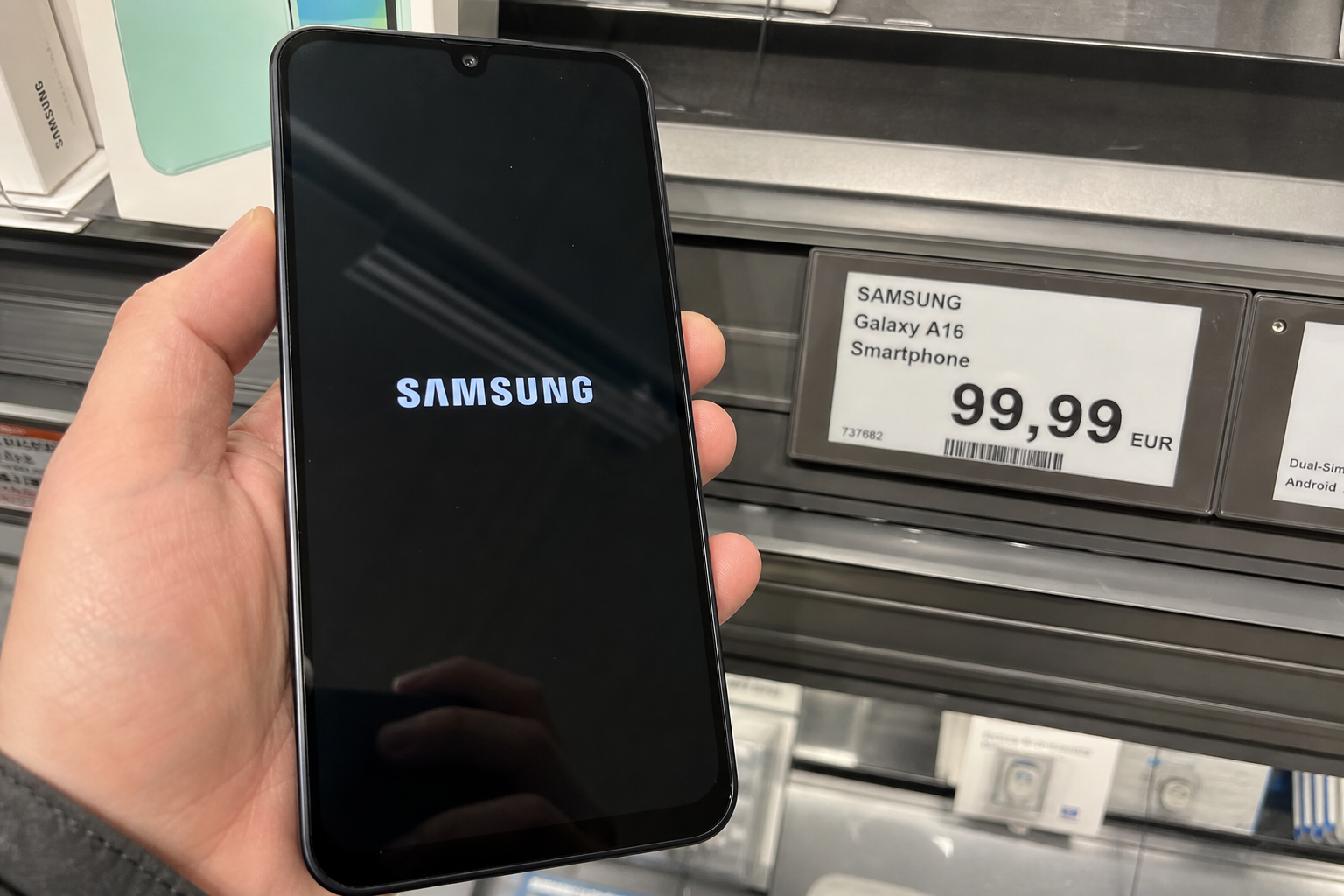 Samsung-telefon med seks års oppdateringsgaranti koster nå 99 euro i Europa: Er den verdt pengene?