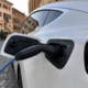 EU-rekord: Hver femte nye bil i Europa er nå elektrisk - og veksten akselererer i overraskende land