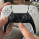 Slå av denne PS5-funksjonen nå: DualSense-kontrolleren lytter som standard