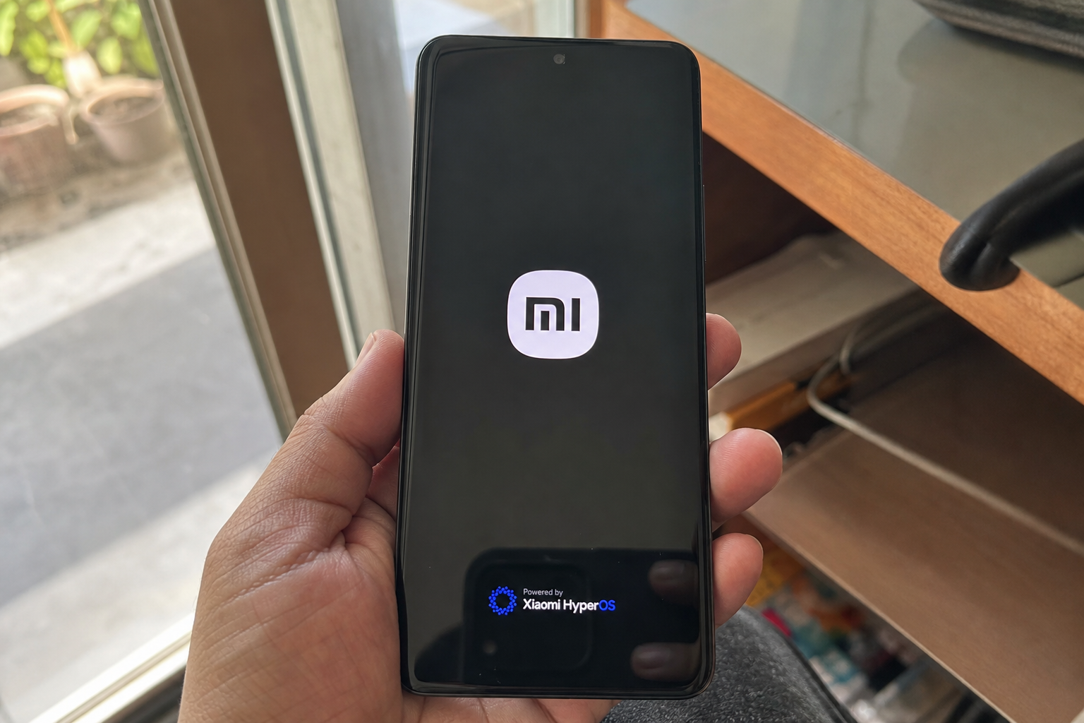 Xiaomi gjør noe ingen andre tør: Setter inn større batteri i telefoner du allerede eier