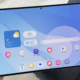 Samsung-nettbrettets største svakhet forsvinner endelig: Tynt hull i skjermen erstatter tykke rammer
