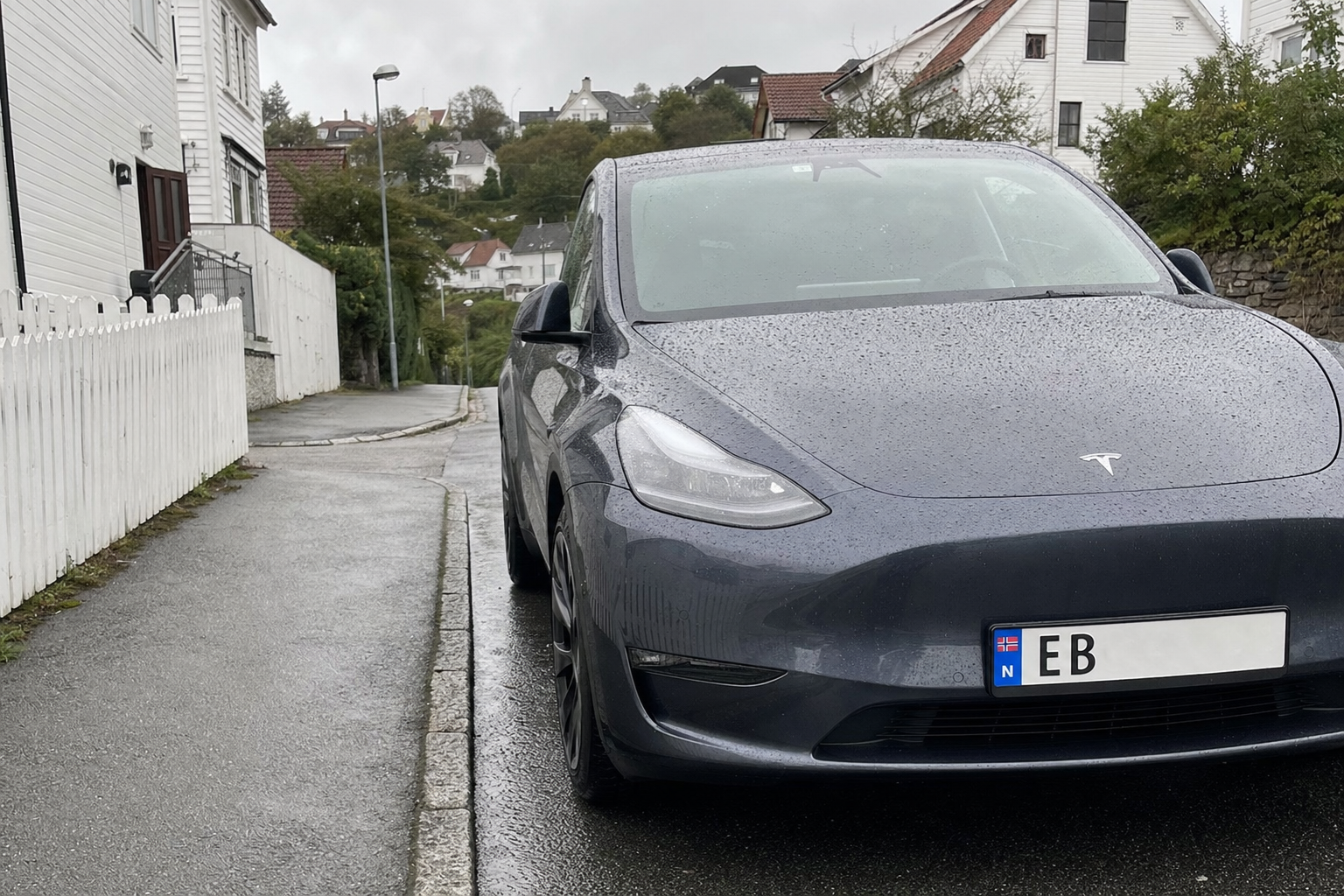 Tesla knuser konkurrentene i mai: Over 21 prosent av nybilsalget i Norge