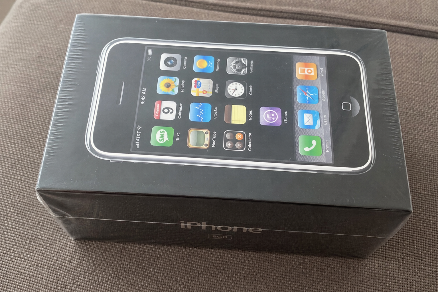 Forseglet iPhone fra 2007 solgt for nesten 2 millioner: Disse gamle mobilene er verdt en formue