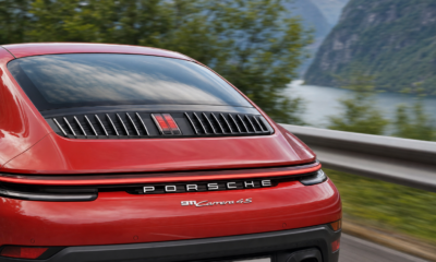 Porsche-sjefen avviste helelektrisk 911: Kaller hybriddrift et «livseliksir»