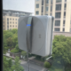 Roboten som vasker vinduene dine: Ecovacs lanserte Winbot W3 Omni i Europa for 7.700 kroner