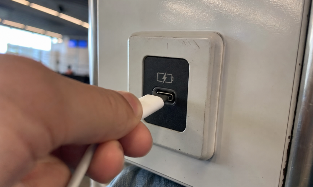 Derfor bør du ikke bruke offentlige USB-ladeporter på flyplassen