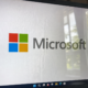 Microsoft frigjør seg fra OpenAI: MAI-Thinking-1 matcher Claude Opus på koding