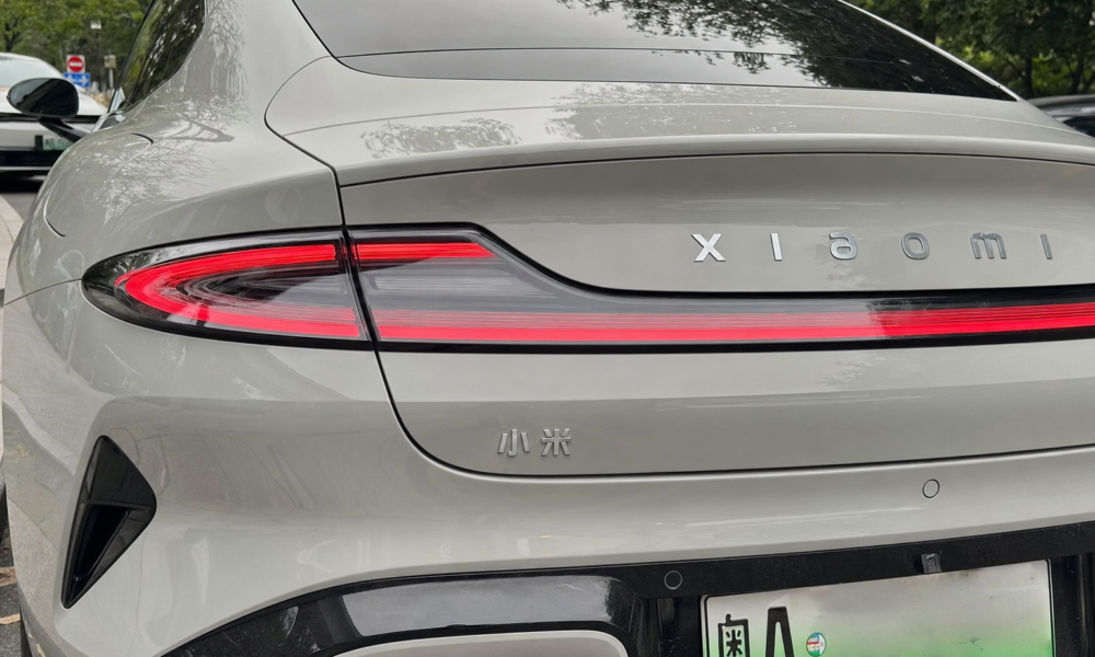 Ford-sjefen kjørte kinesisk Xiaomi i seks måneder: «Vil ikke gi den fra meg» - avskriver Tesla