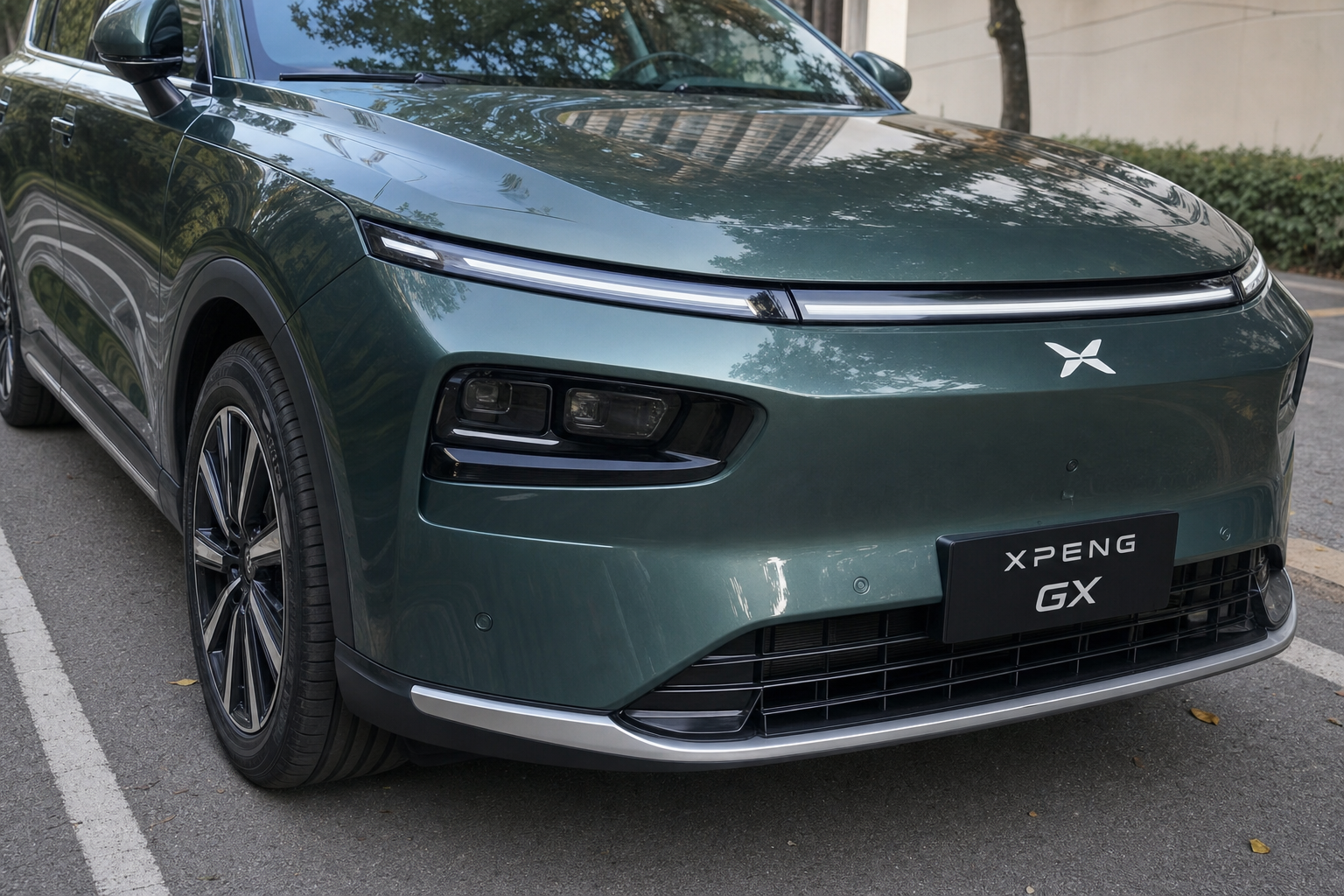 XPeng avduker GX: 750 km rekkevidde og kamp mot BYD og Zeekr