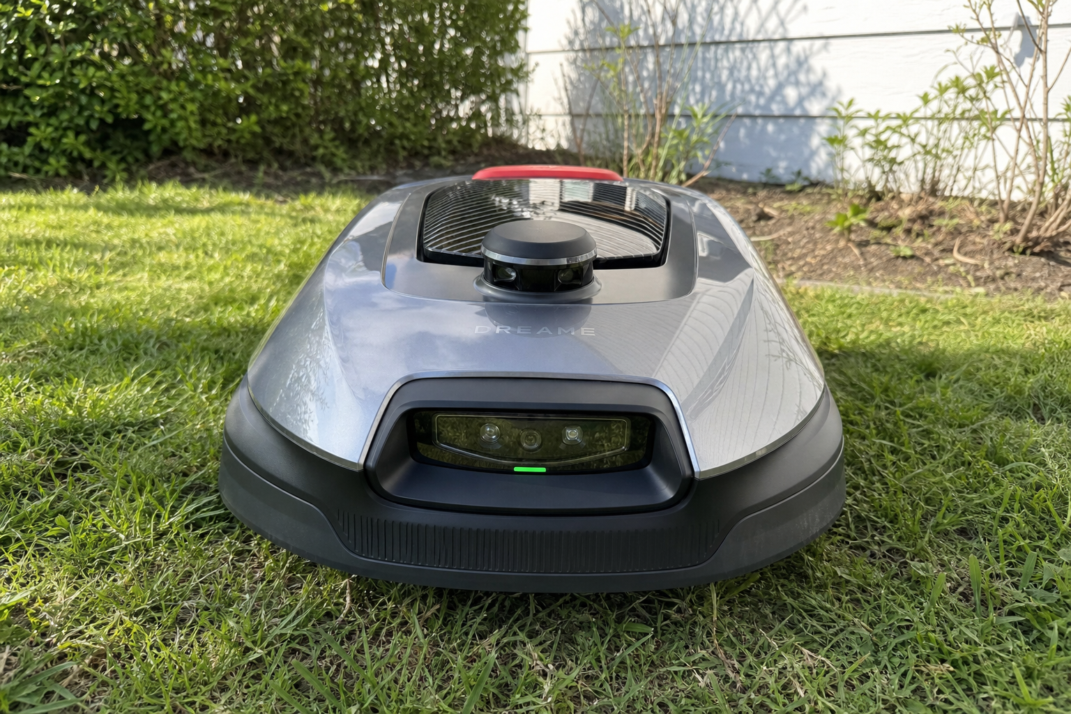 Dreame A2 testet: Stilleste robotklipper klarer 50 prosents helling med kun 55 dB
