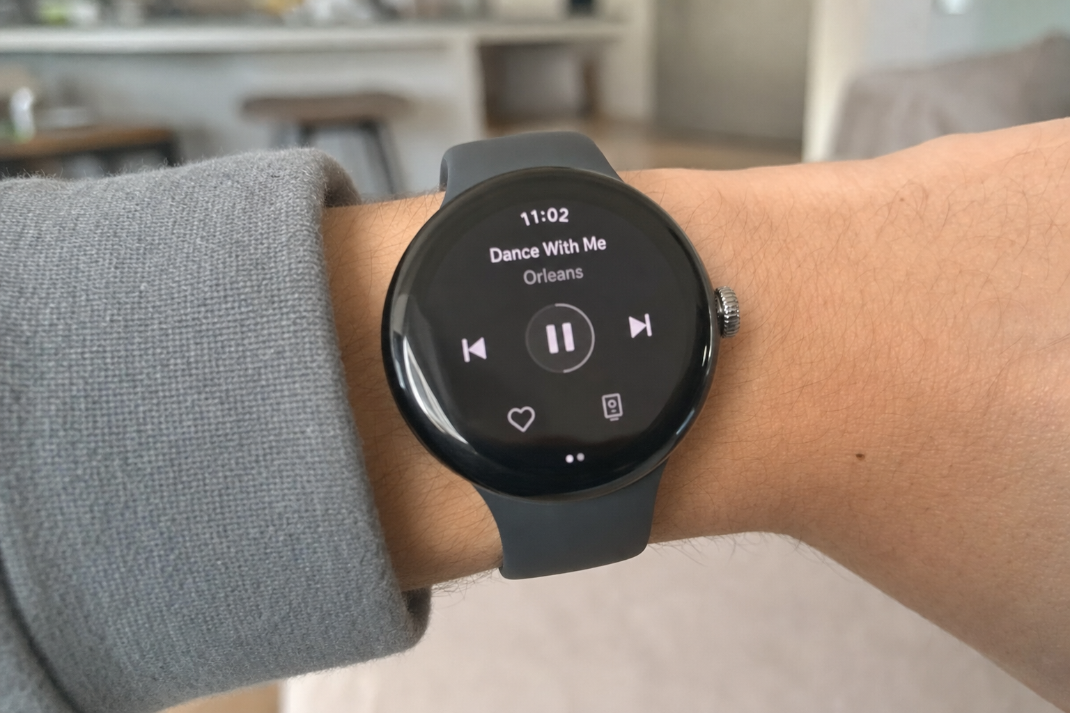 Pixel Watch-oppdatering ute nå: Gemini styrer musikken din fra håndleddet