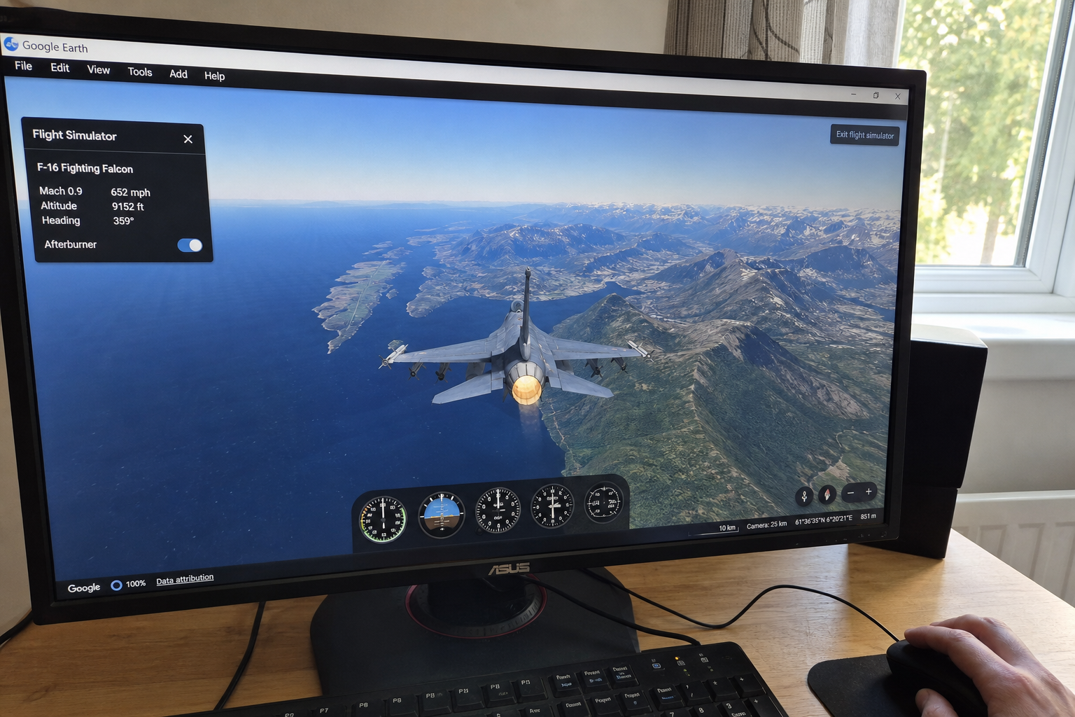 Gratis flysimulator i nettleseren: Slik flyr du over norskekysten i Google Earth