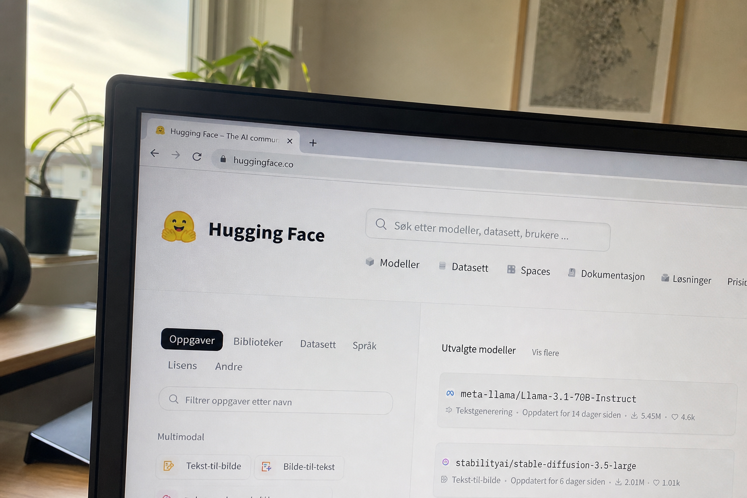 Hugging Face-sjef om OpenAI-angrepet: «Enestående angrep krever et enestående svar»