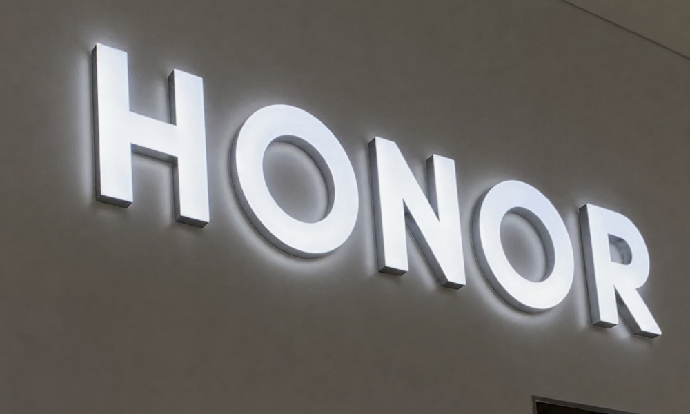 Honor bekrefter dato: Telefonen med robotkamera lanseres 12. august