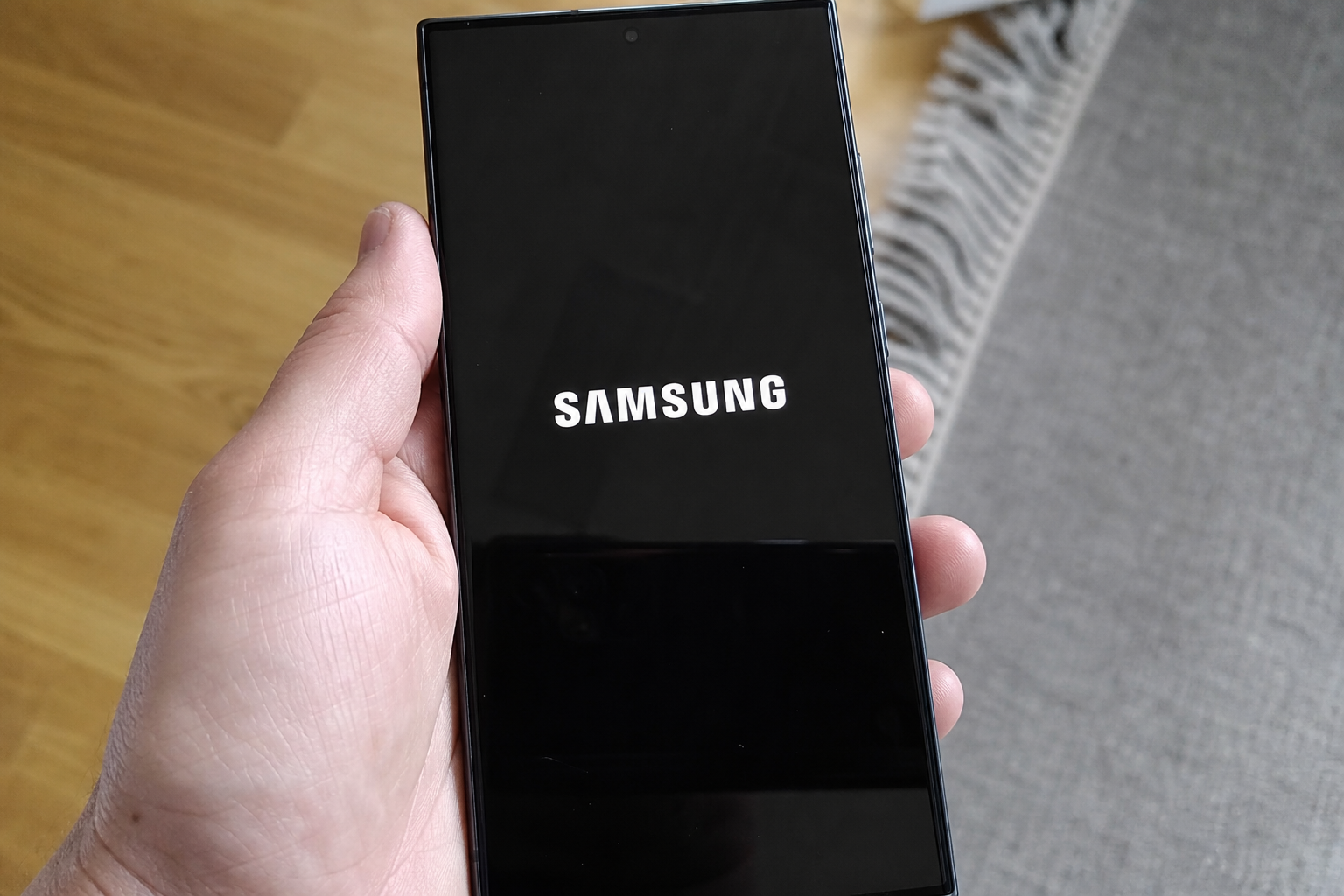 Galaxy S27 Ultra mister planlagte nyvinninger: Samsung kutter for å holde prisen nede