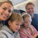 EU-flyregler 2027: Barn under 14 sitter gratis ved siden av foreldrene, og navnefeil rettes uten regning