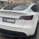 Tesla-salget stuper 43 prosent i Norge: Momsgrensen på 300.000 kroner biter