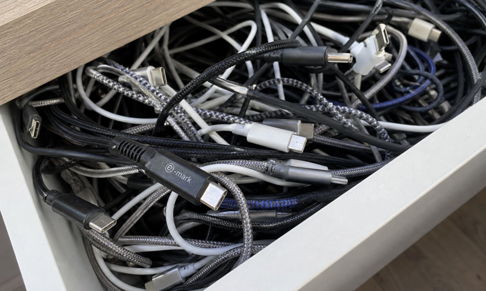 Har du en skuff full av USB-C-kabler? Denne detaljen avgjør om telefonen lader på halv fart